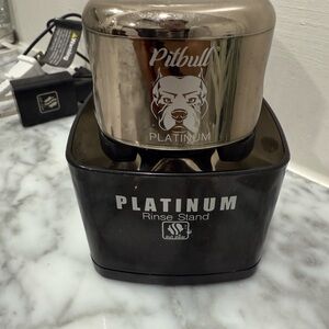 Pitbull Platinum Shaver with Rinse Stand (like new)
